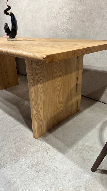 Minimal Chestnut Wood Dining Table – image 6
