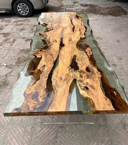 Natural Linden Wood and Epoxy Side Dining Table – image 8