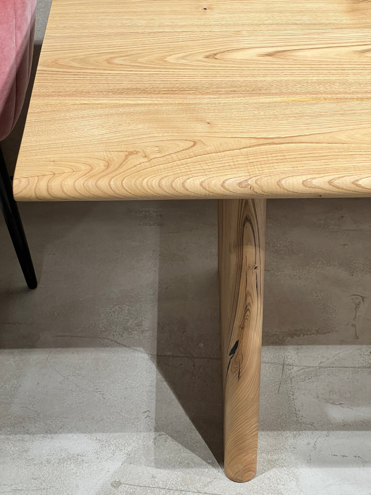 Minimal Chestnut Wood Dining Table – image 7