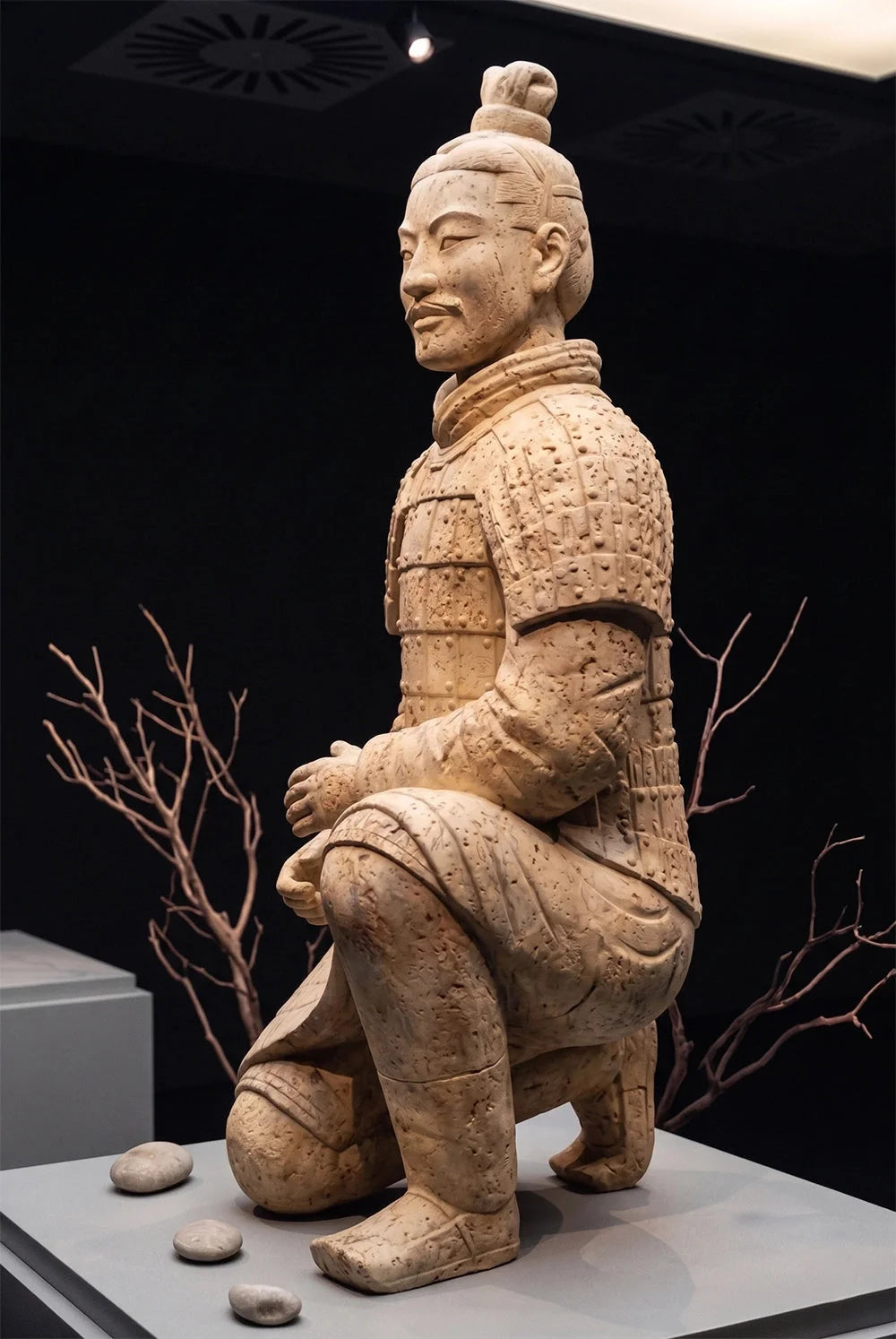 Handcrafted Terracotta Warrior Statue – image 4