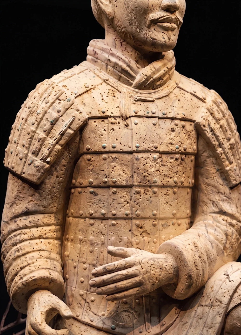 Handcrafted Terracotta Warrior Statue – image 3