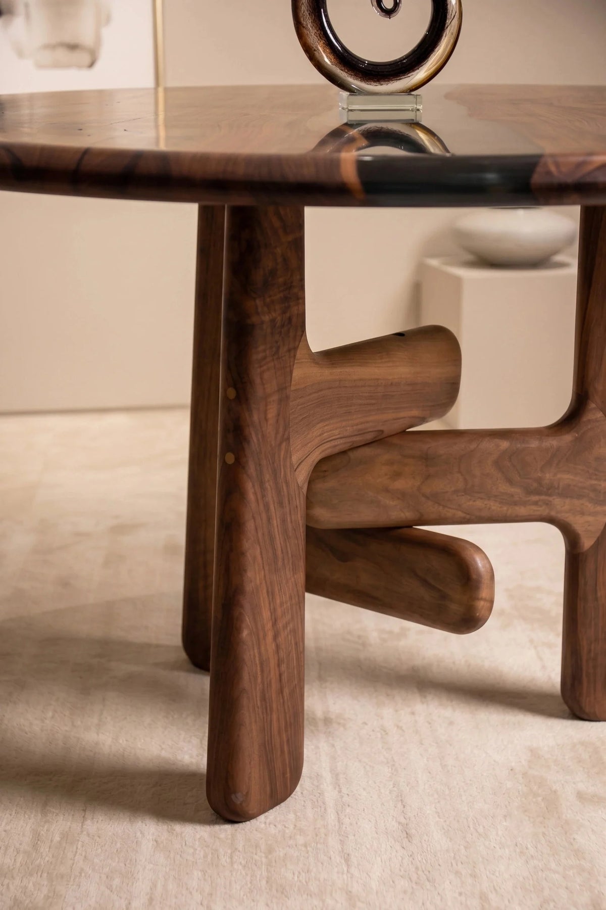 Sculptural Walnut and Epoxy Round Dining Table – image 3