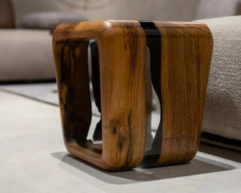 Resin Magazine Side Table and Stool – image 3