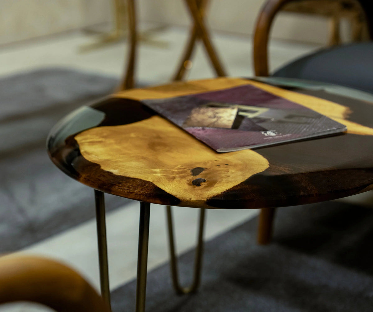 Round Walnut and Resin Accent Table with Rounded Edge – image 5