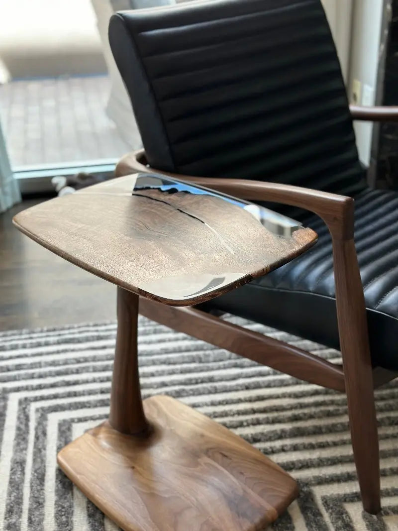 C-Shaped Walnut and Resin End Table with Wheels – image 8