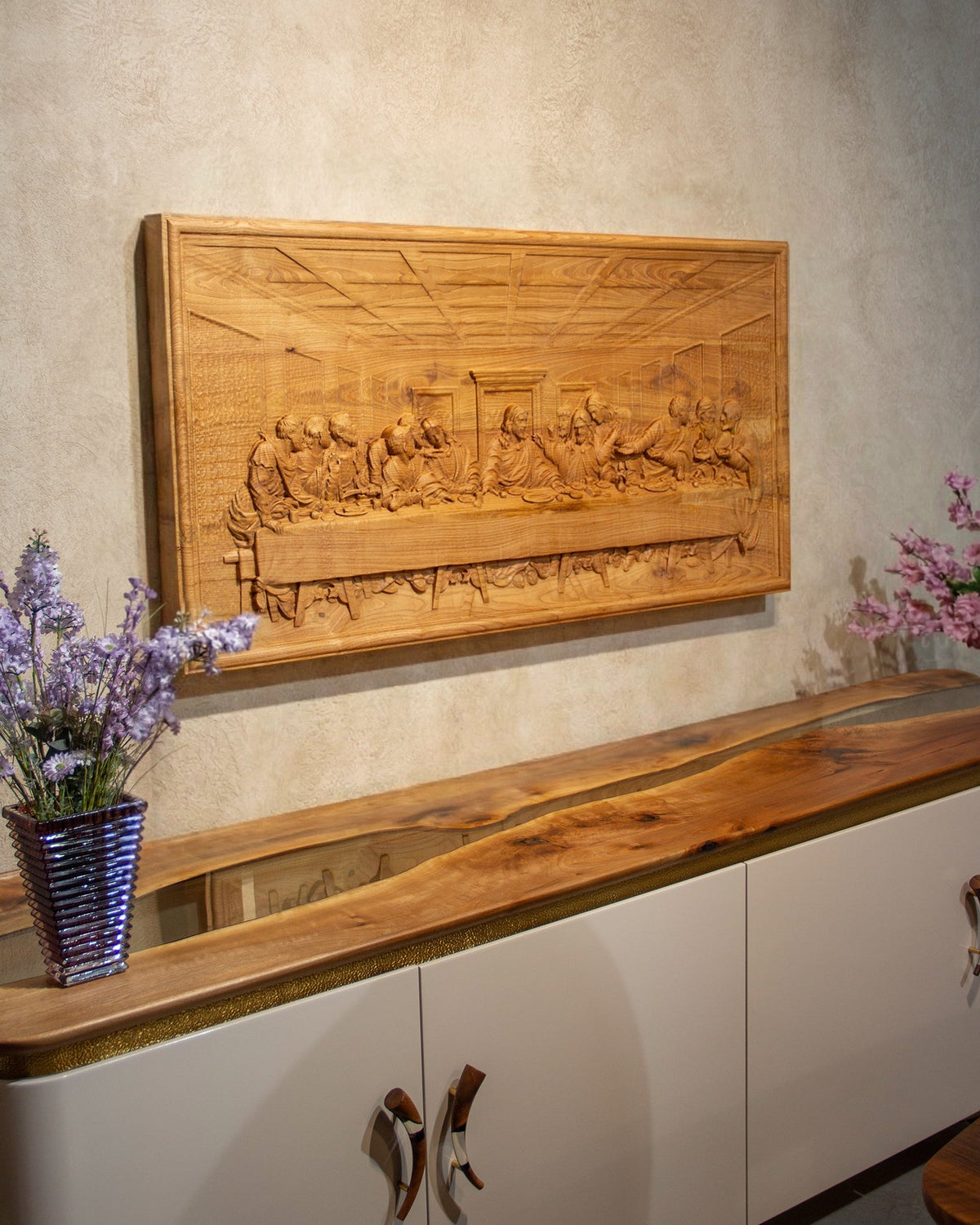 Hand-Carved Last Supper Wood Relief – image 5