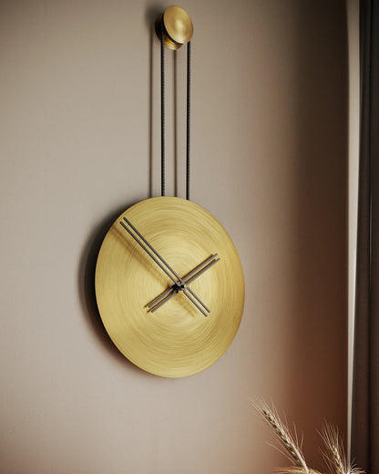 Infinita Metal Wall Clock with Rope Detail – image 4