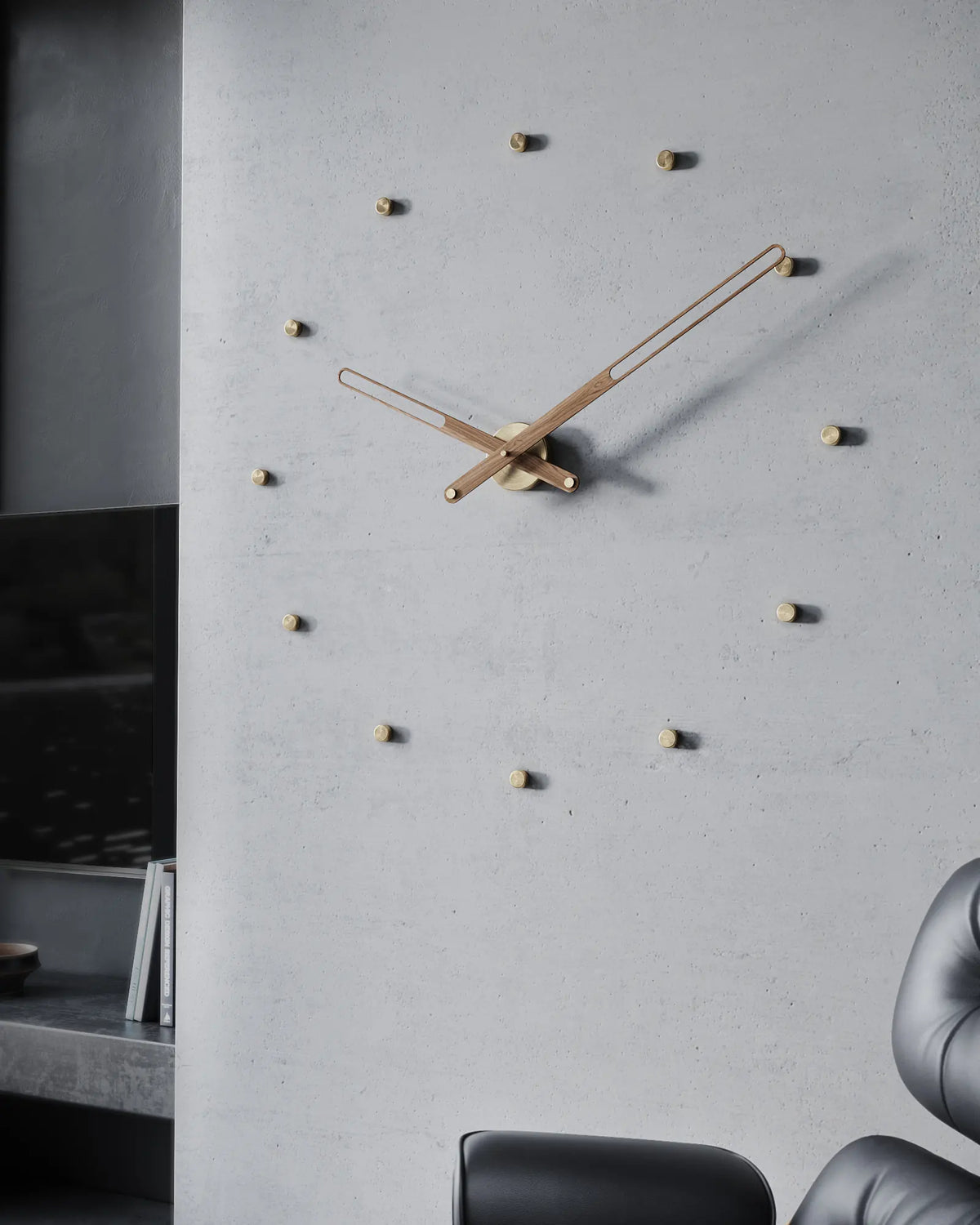 Nilo Index Wall Clock with Hour Markers – image 4