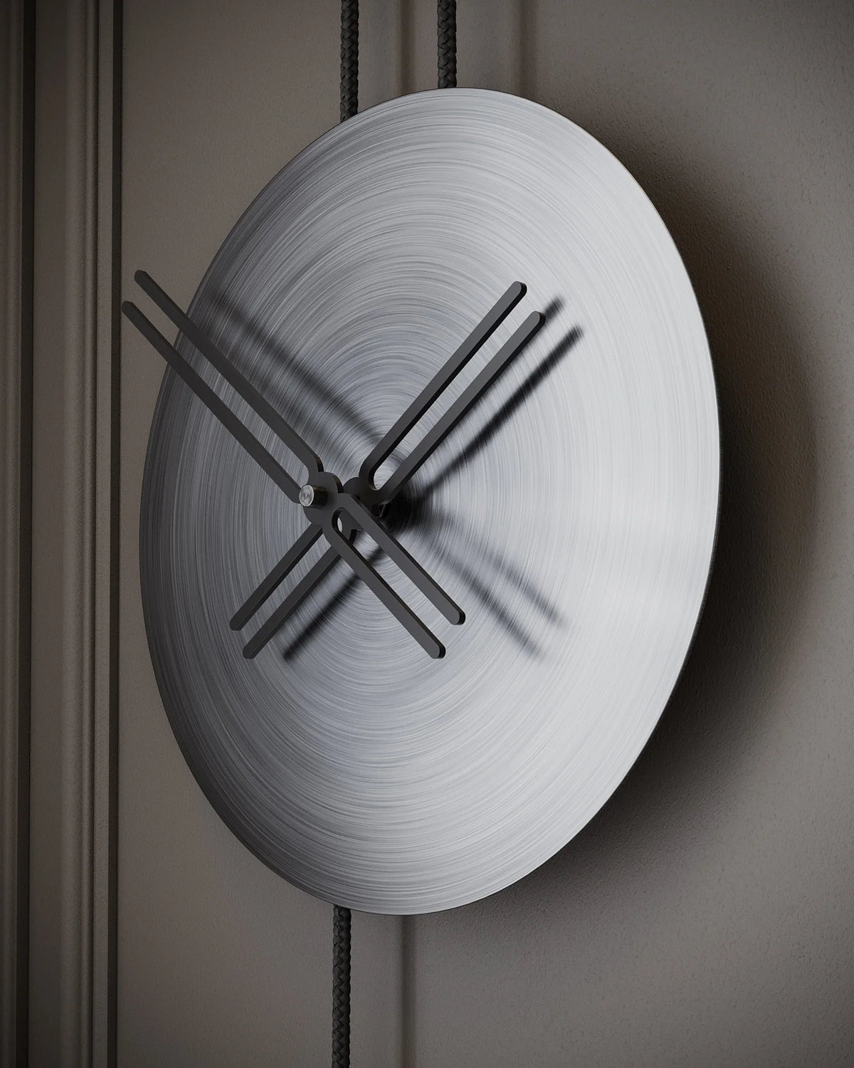 Serena Minimalist Metal Wall Clock – image 10