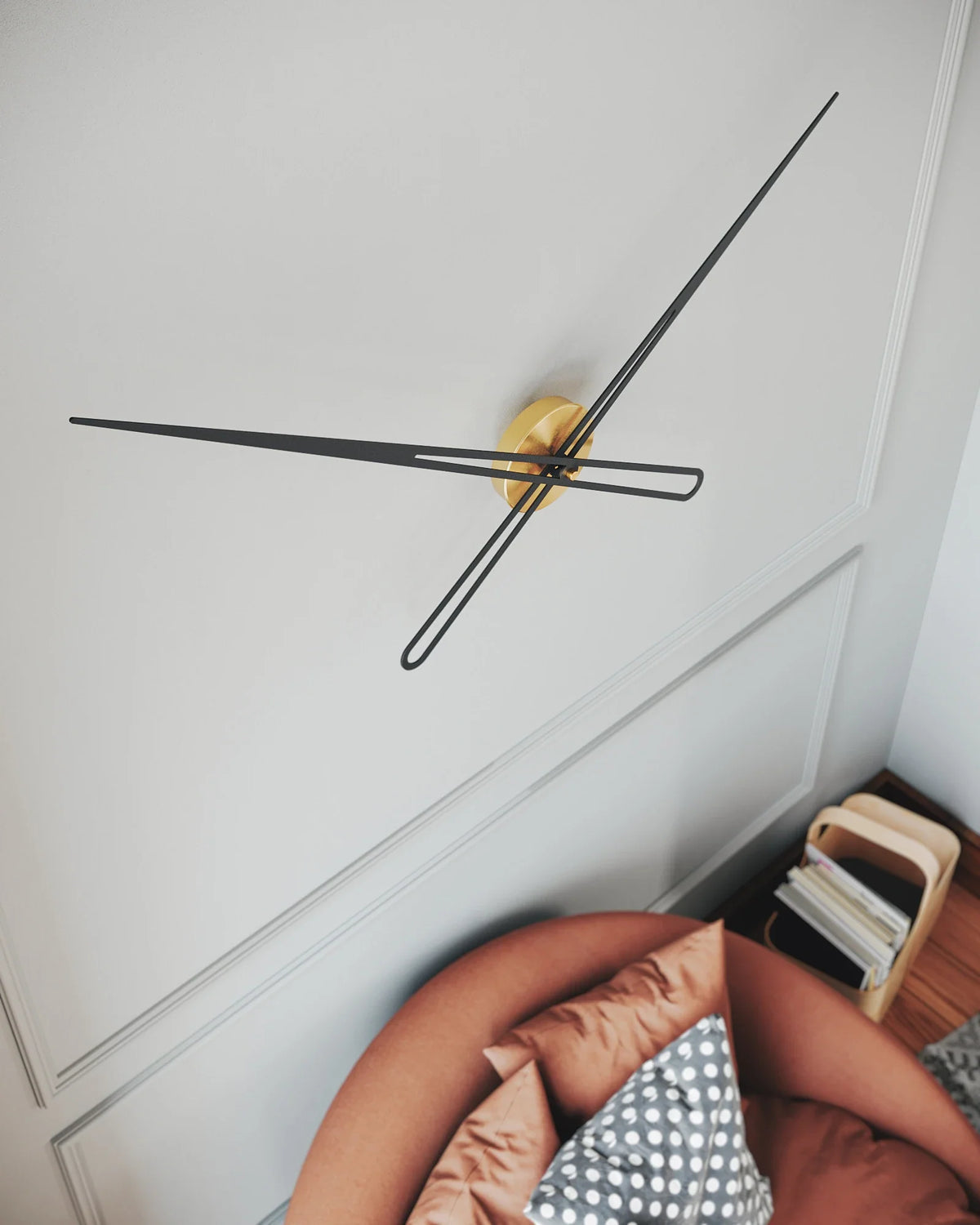 Sola Linear Wall Clock – image 5